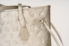Load image into Gallery viewer, ESSENTIALS TOTE