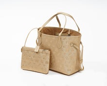 Load image into Gallery viewer, ESSENTIALS TOTE