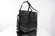 Load image into Gallery viewer, ESSENTIALS TOTE